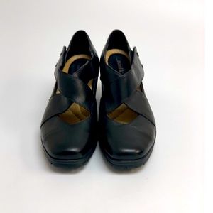 Earth Spindrift shoes 7.5 Black